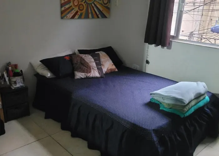Quarto Casal E Outros Espacos Compartilhados Prox Ao Estadio Do Vasco